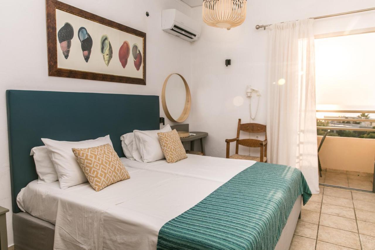 Creta Vitalis Kalathas Luaran gambar